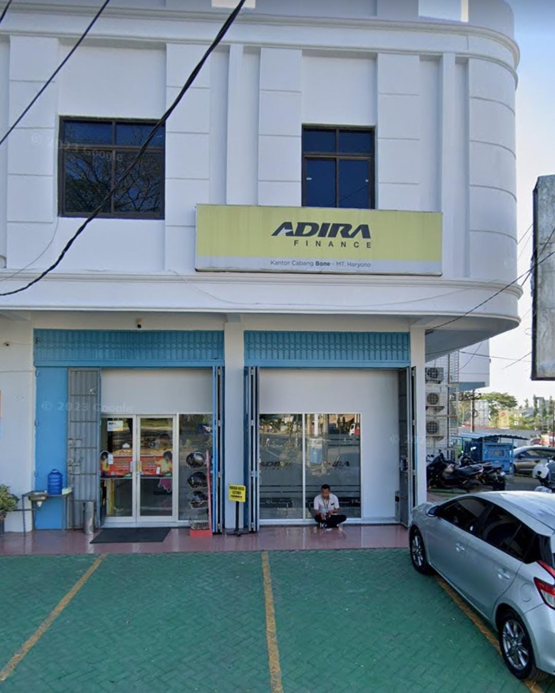 Adira Finance Bone