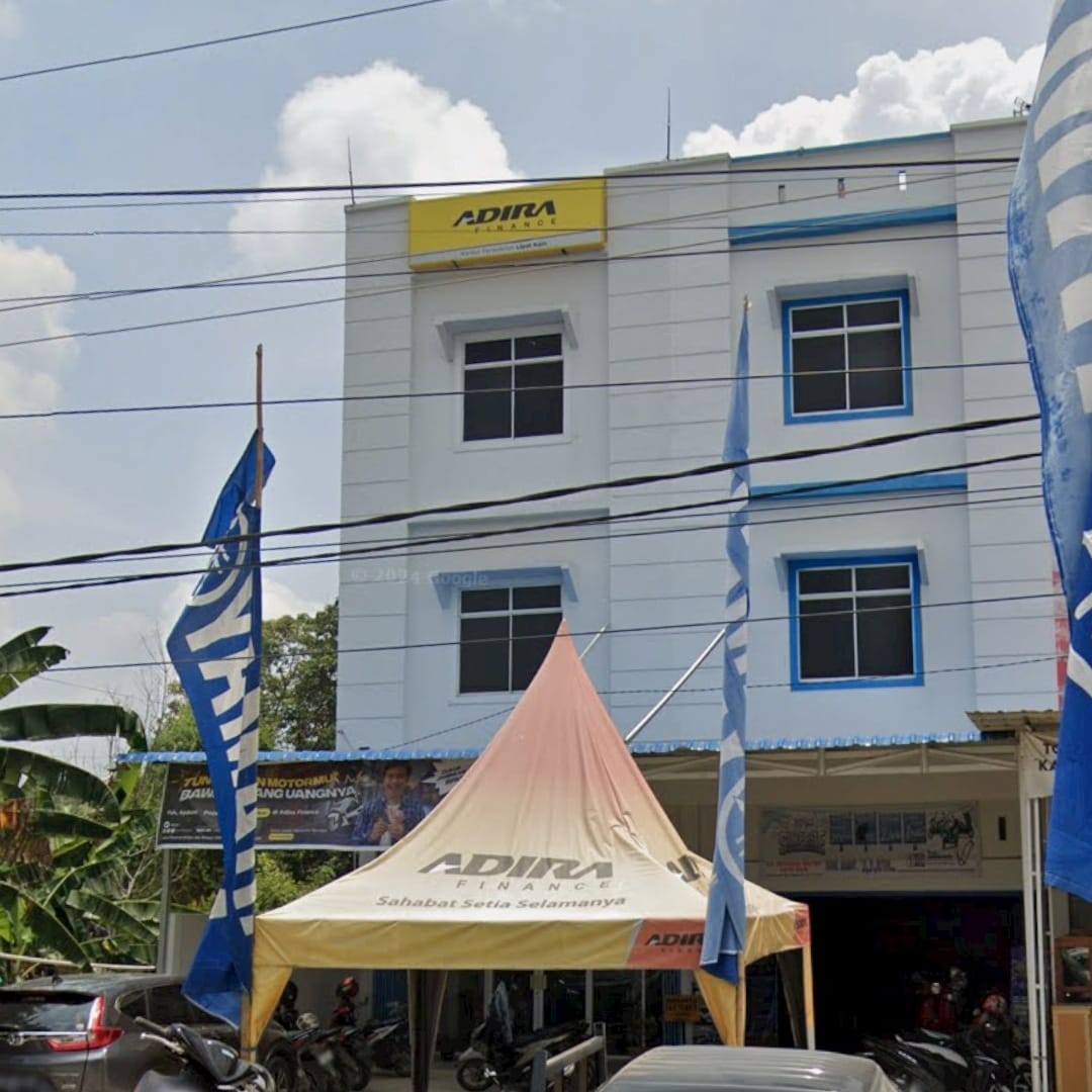 Adira Finance Lipat Kain